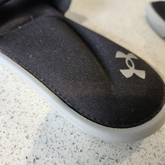 Mens Black Grey  Under Armour Velcro Top Slide Sandals  Size 10 - Picture 3 of 5